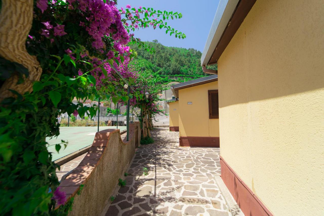 Casa Vacanza San Pietro Maiori Buitenkant foto