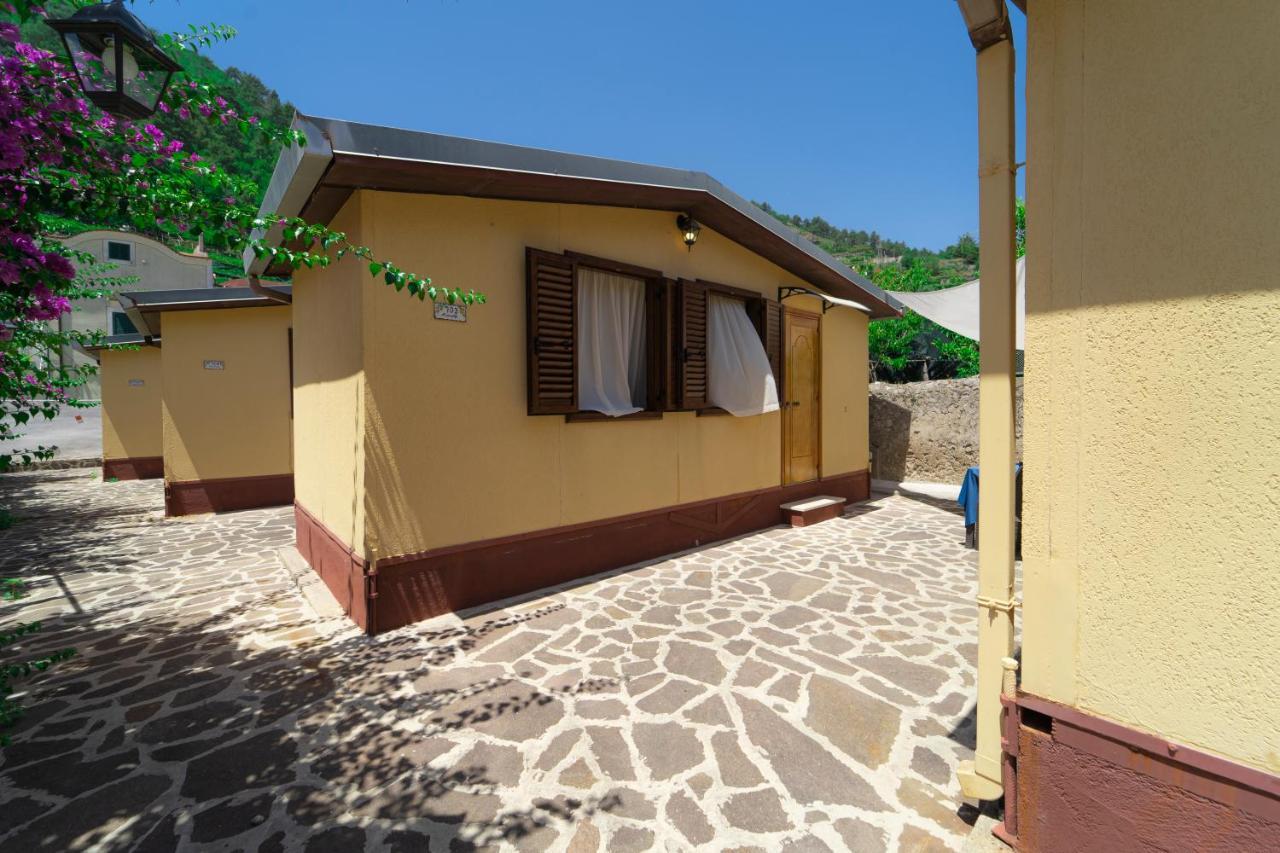 Casa Vacanza San Pietro Maiori Buitenkant foto