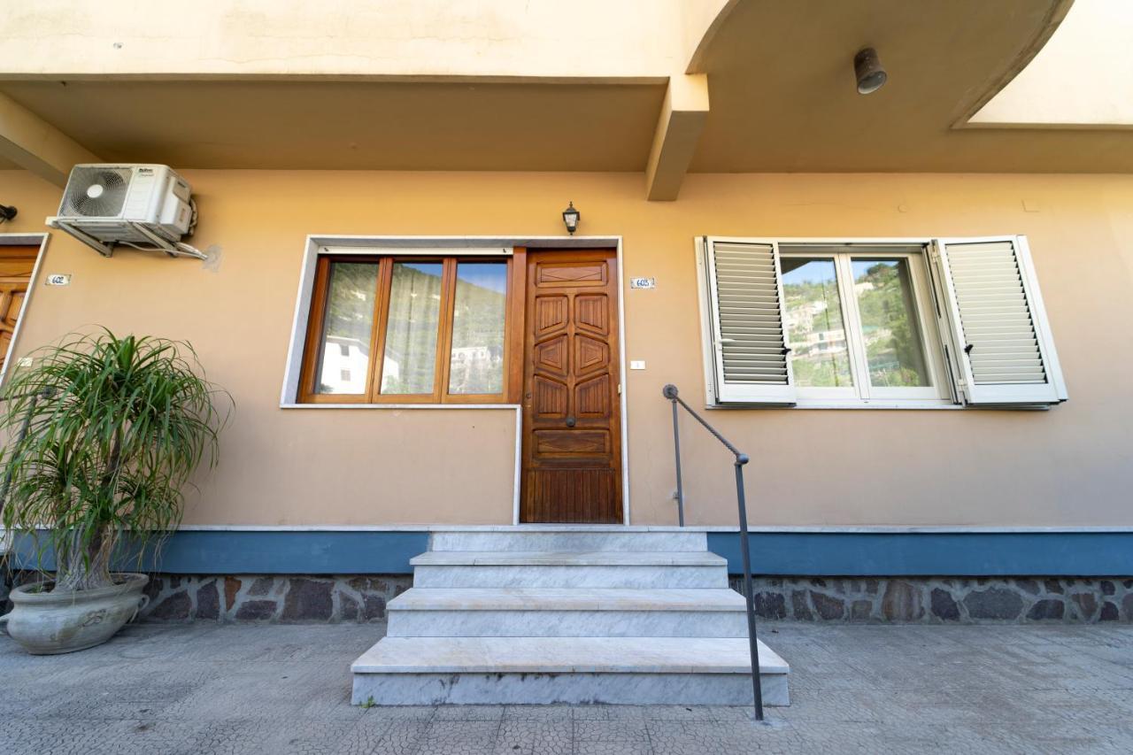 Casa Vacanza San Pietro Maiori Buitenkant foto