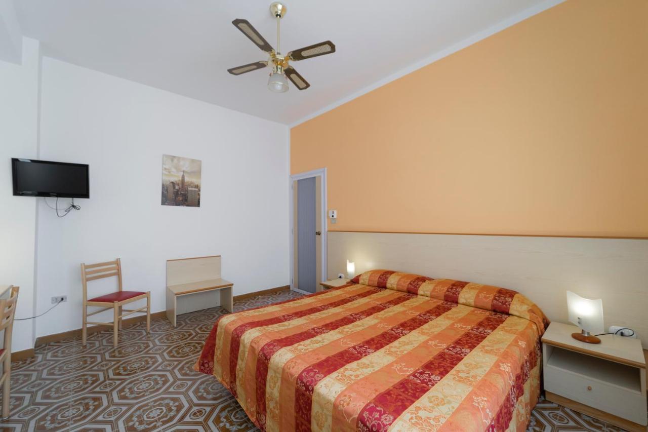 Casa Vacanza San Pietro Maiori Buitenkant foto