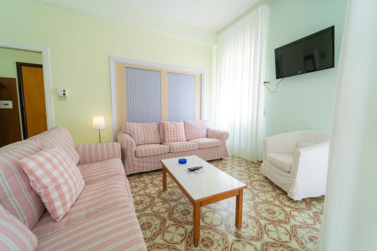 Casa Vacanza San Pietro Maiori Buitenkant foto