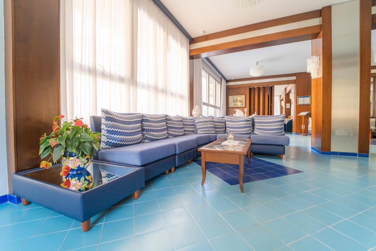 Casa Vacanza San Pietro Maiori Buitenkant foto