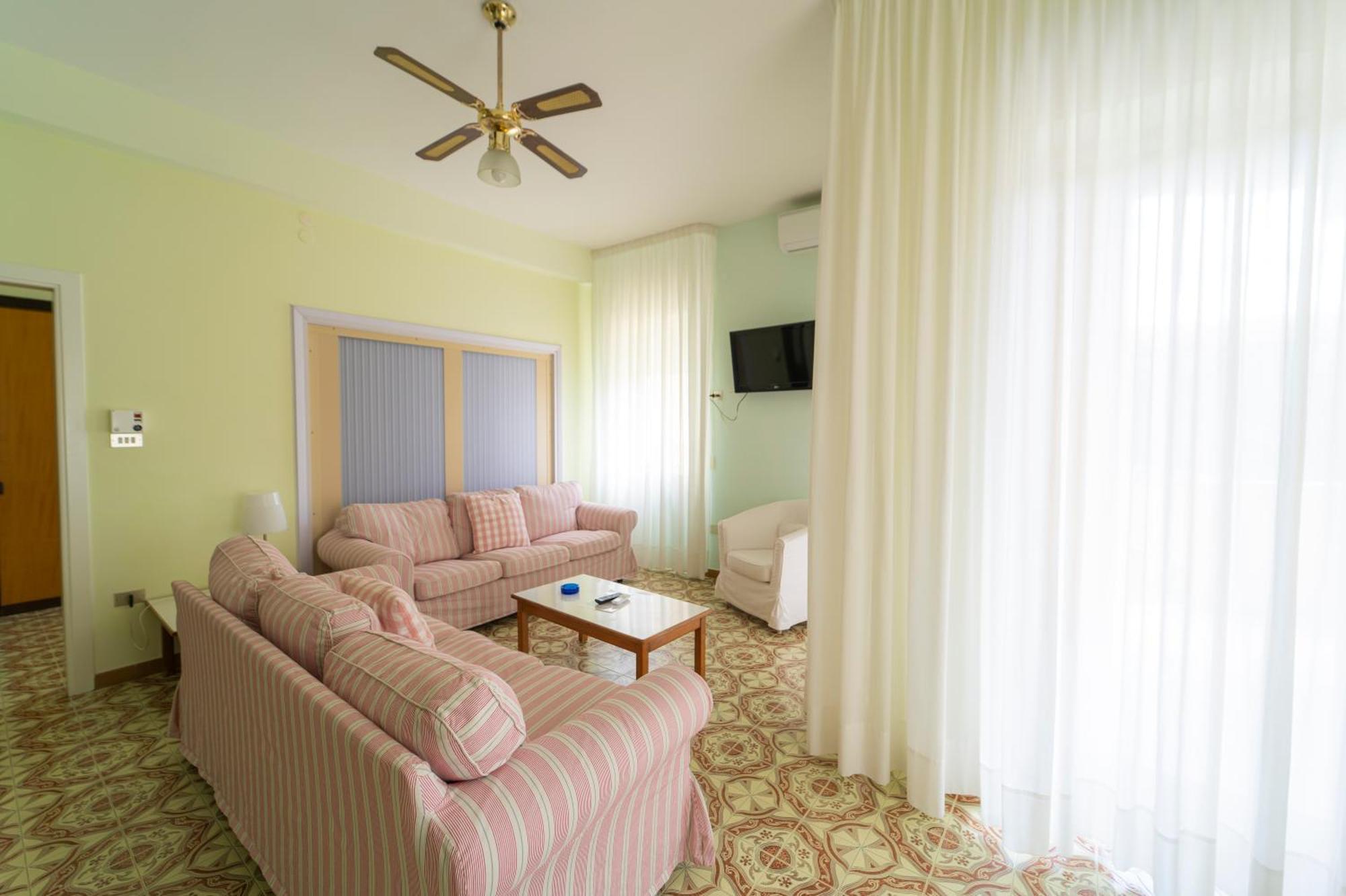 Casa Vacanza San Pietro Maiori Buitenkant foto