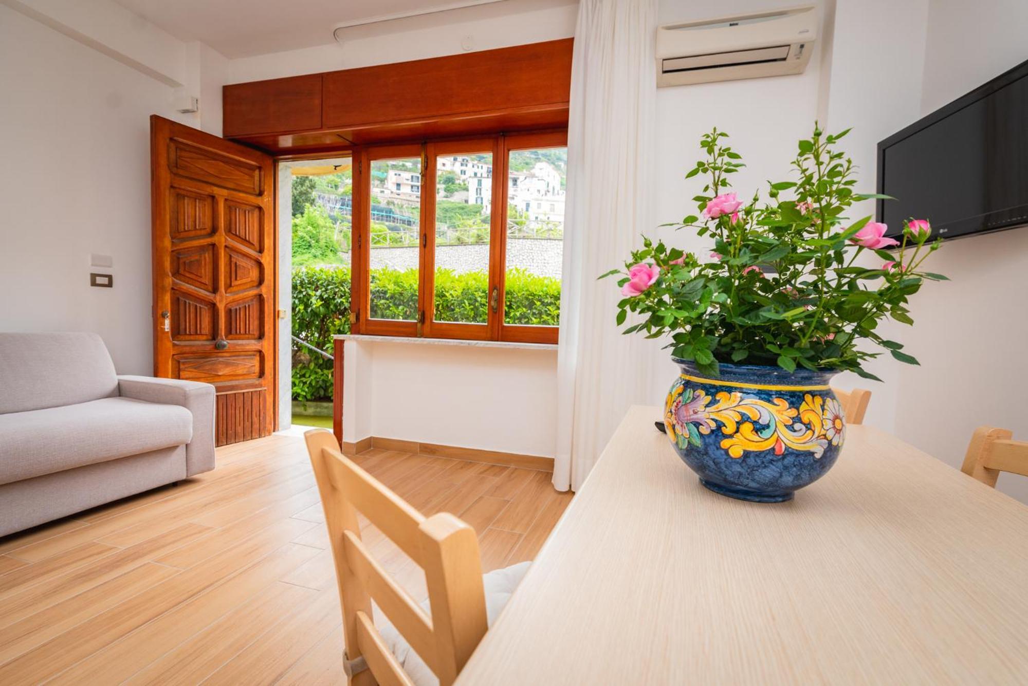 Casa Vacanza San Pietro Maiori Buitenkant foto