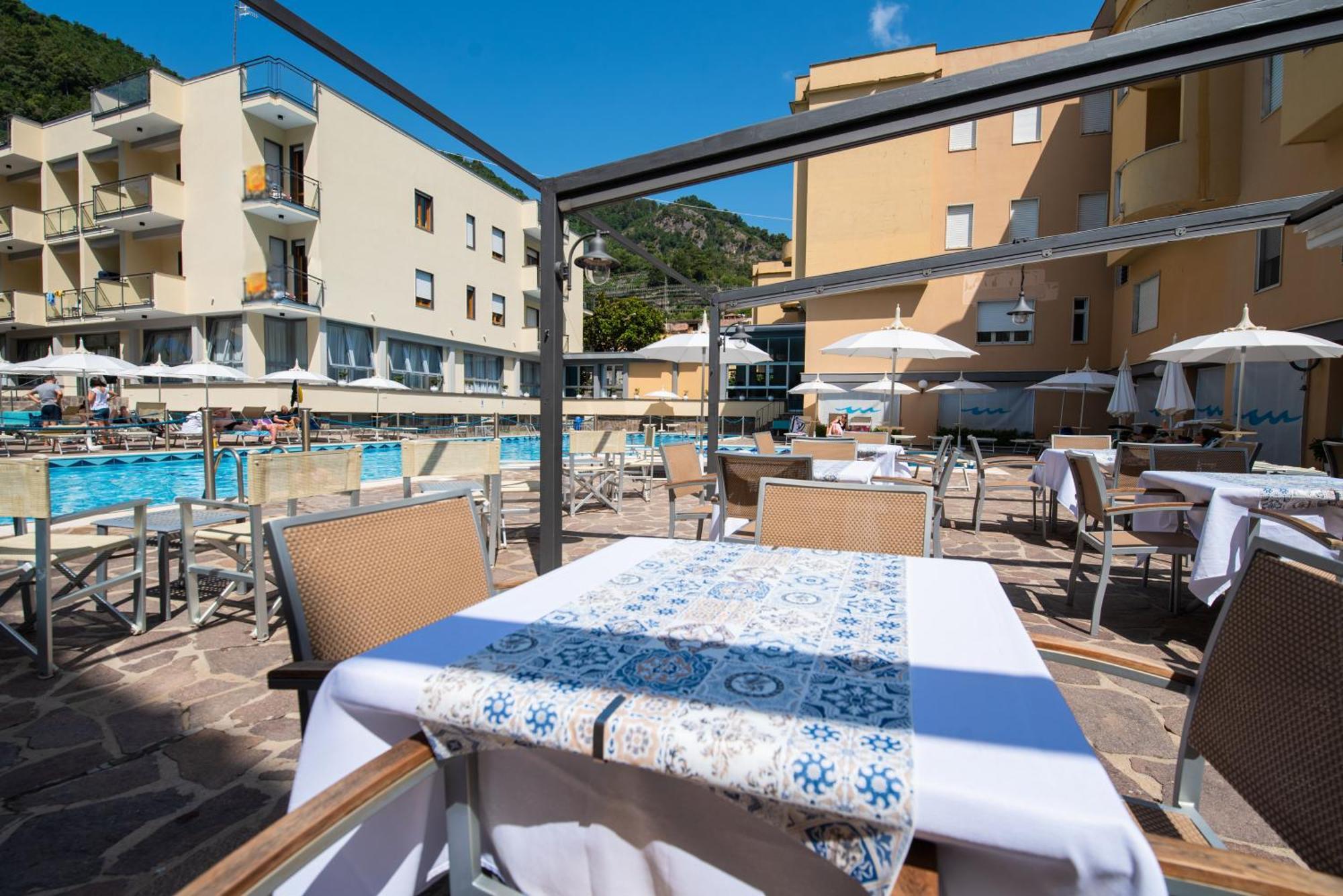 Casa Vacanza San Pietro Maiori Buitenkant foto