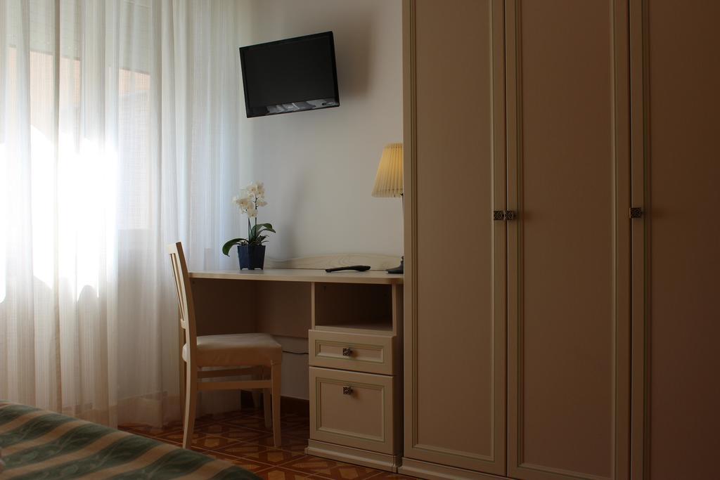 Casa Vacanza San Pietro Maiori Buitenkant foto